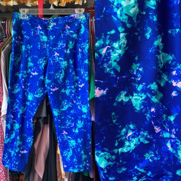 Old Navy Pants - 💙NWOT Old Navy Workout Pants